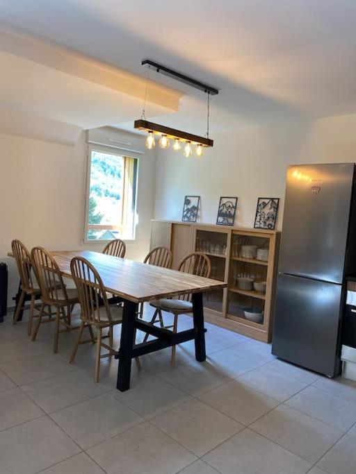Charmant T4 Duplex Vue Montagne Loudenvielle Exterior foto